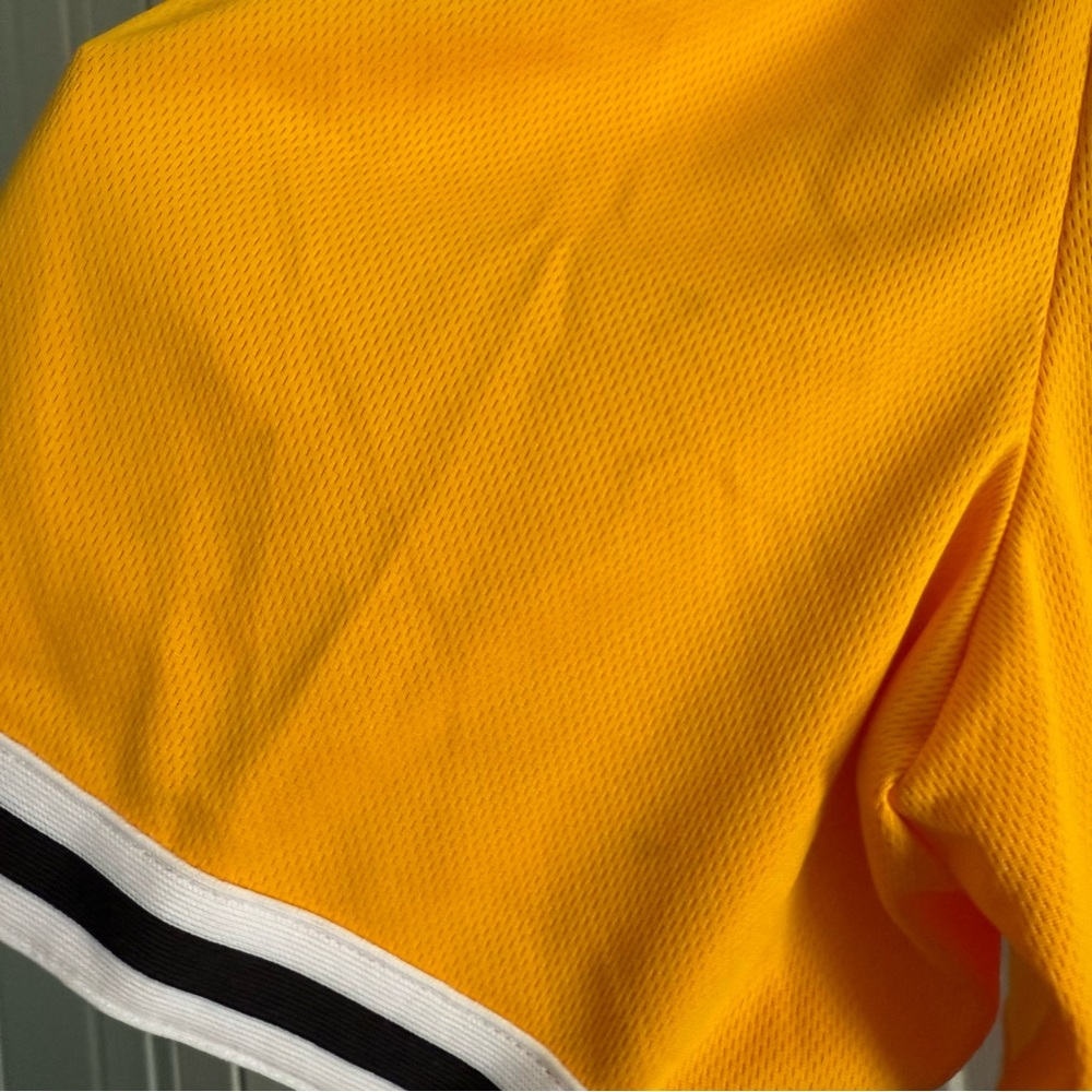 DSG Yellow Athletic Girls Medium 10-12 Shorts MidRise Sits Below Waist Relax Fit - Picture 6 of 7